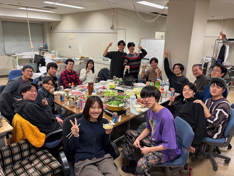 忘年会は研究室で鍋