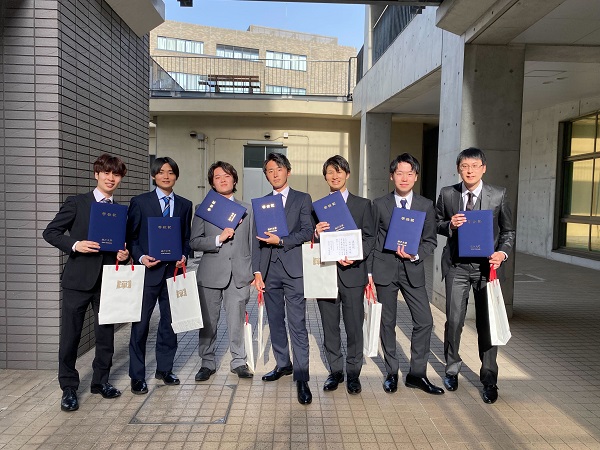 学部卒業、おめでとう!